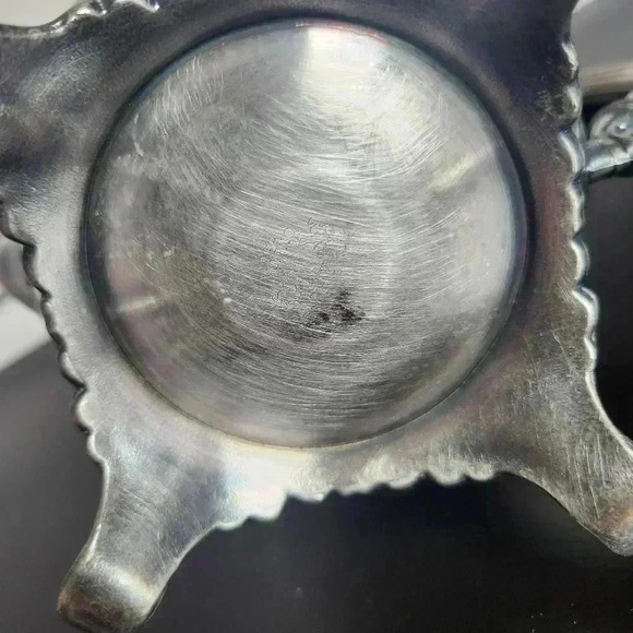 Oneida USA Silver Plated Ornate Footed Coffee Teapot - Picture 6 of 6